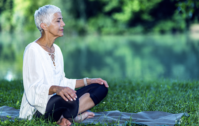 La méditation pour réduire le stress et ralentir le vieillissement